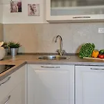 Andi Apartman *