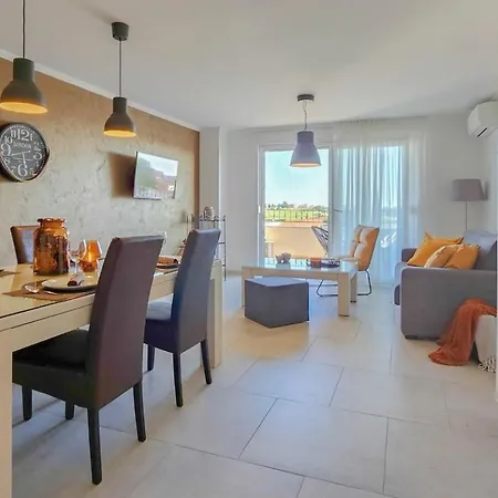 Andi Apartment *