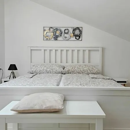 Andi Apartamento Bužinija