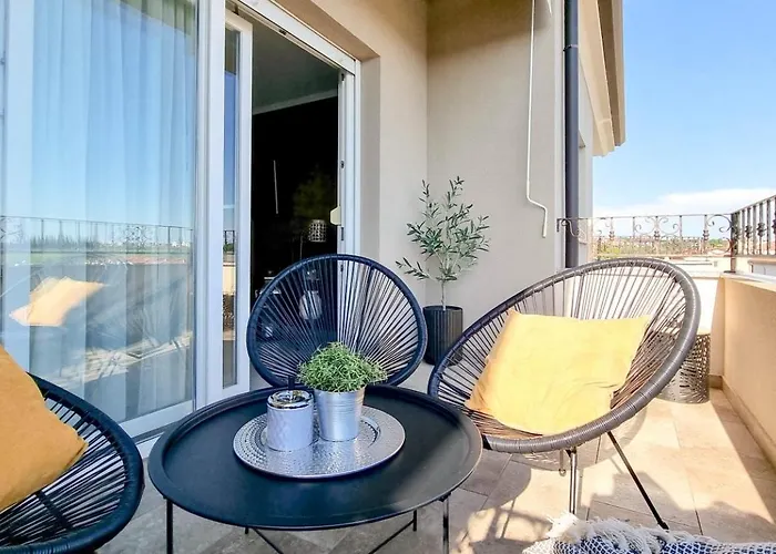 Andi Διαμέρισμα *